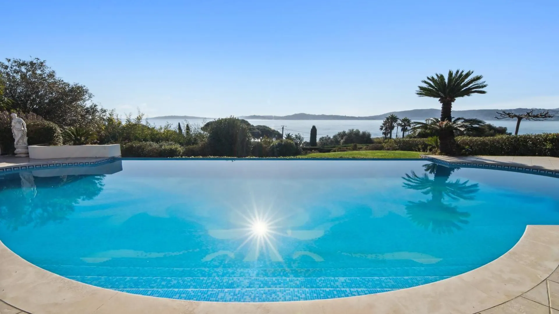 Villa Panorama D'Exception Piscine Chauffee Proche De La Mer Dans Un Domaine Privee Grimaud Frankrike